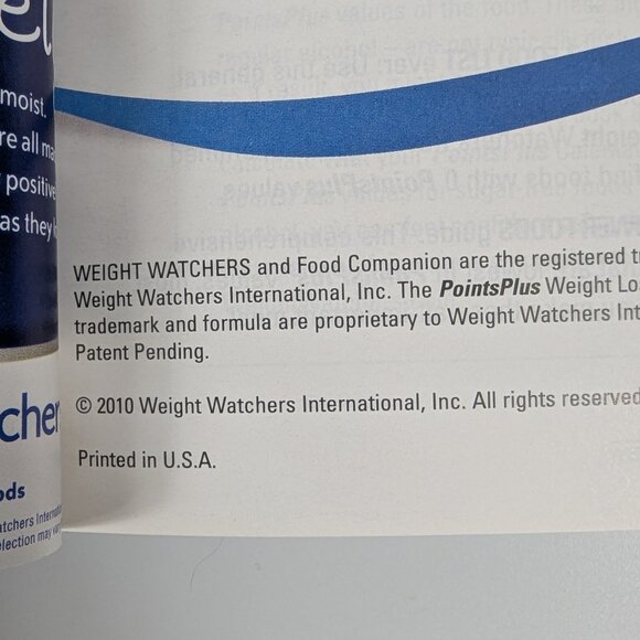 Weight Watchers WW 2010 PointsPlus Complete Food & Dining Out Companion Books - Picture 4 of 5
